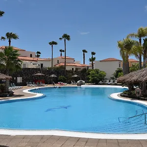 https://las-adelfas-2.adeje-hotels.com